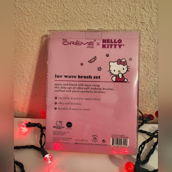 Luv Wave Brush Set - Picture 2 of 2